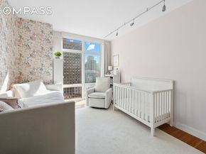 555 West 59th Street 25E, New York NY 10019