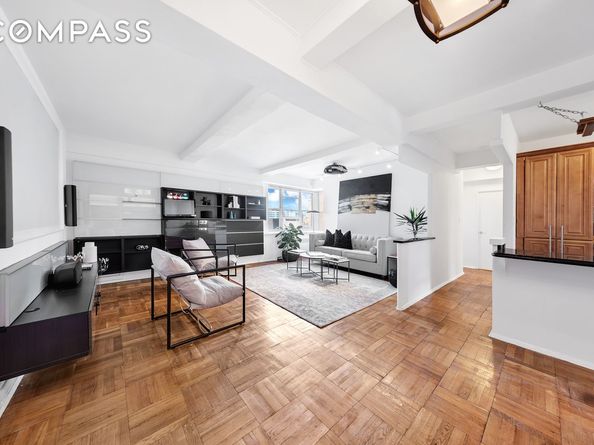 530 Grand Street E8C, New York NY 10002