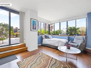 250 East 40th Street PH2A, New York NY 10016