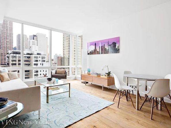 325 Lexington Avenue 14E, New York NY 10016