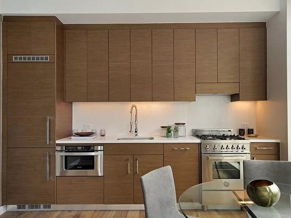 325 Lexington Avenue 14E, New York NY 10016