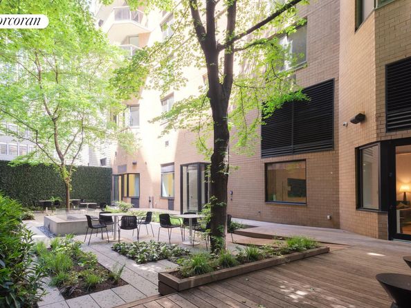 234 East 46th Street 705, New York NY 10017