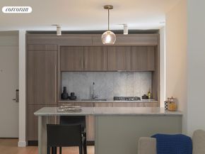 234 East 46th Street 705, New York NY 10017