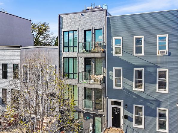 31 Bleecker Street 1R, Brooklyn NY 11221