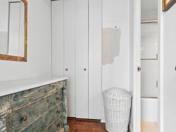 1065 Park Avenue 22D, New York NY 10128