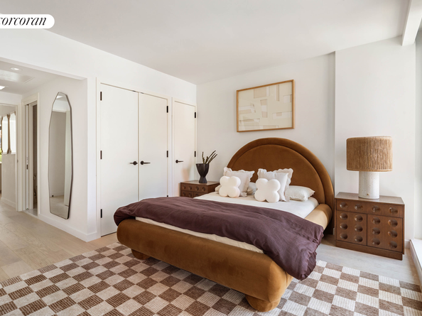 355 West 39th Street 3A, New York NY 10018