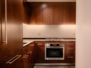 40 Broad Street 21C, New York NY 10004