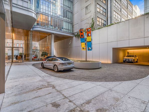 565 Broome Street S8B, New York NY 10013