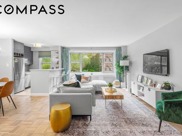 2 Charlton Street 5A, New York NY 10014
