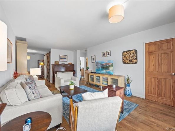 5700 Arlington Avenue 18V, Bronx NY 10471