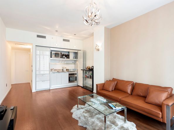 18 West 48th Street 16E, New York NY 10036