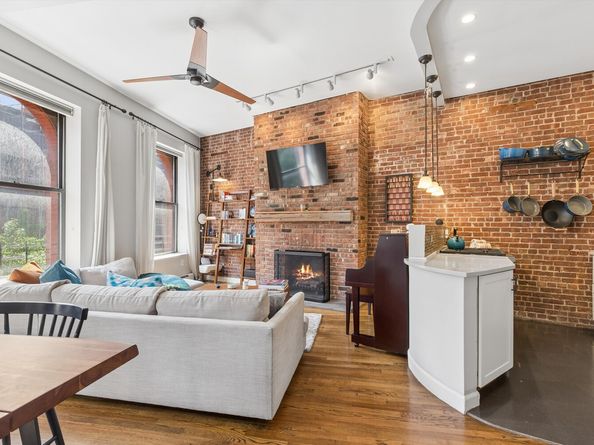 71 West 83rd Street 3F, New York NY 10024