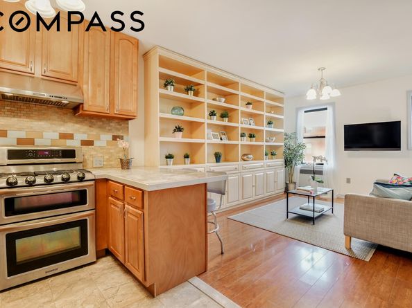909 East 29th Street 6G, Brooklyn NY 11210
