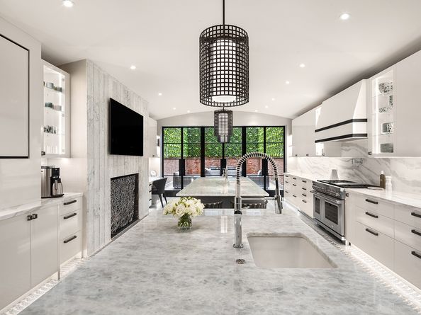 34 East 62nd Street, New York NY 10065