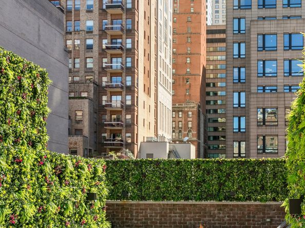 34 East 62nd Street, New York NY 10065