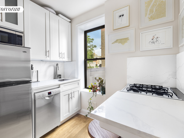 227 West 11th Street 43, New York NY 10014