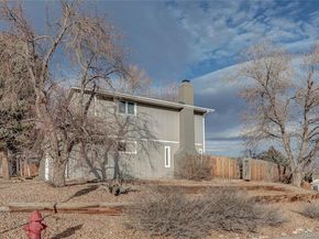 1424 S Simms Street, Lakewood CO 80232