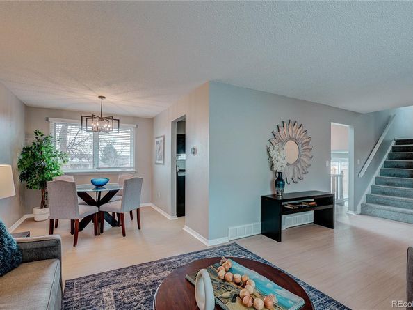 1424 S Simms Street, Lakewood CO 80232