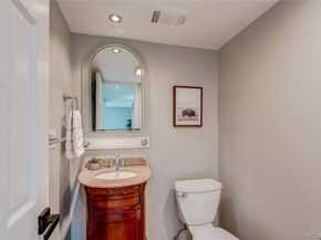 1424 S Simms Street, Lakewood CO 80232