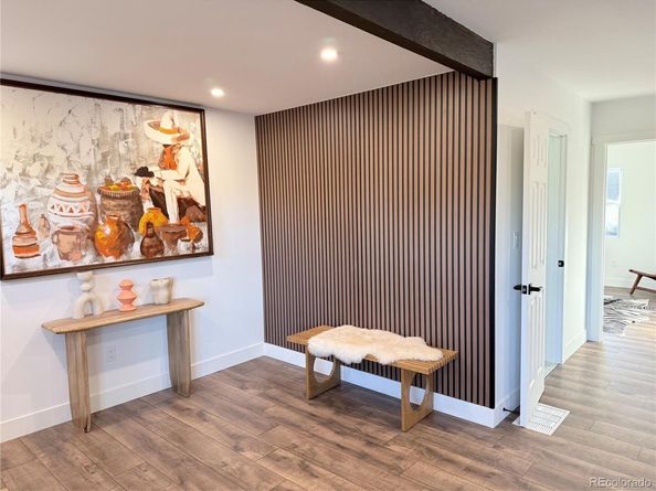 1285 Roslyn Street, Denver CO 80220