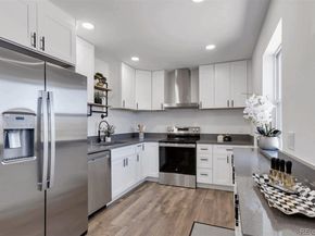 1285 Roslyn Street, Denver CO 80220