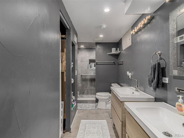 Undisclosed Address #3701458, Denver CO 80207