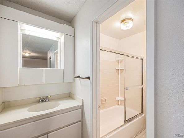 360 Upham Street, Lakewood CO 80226