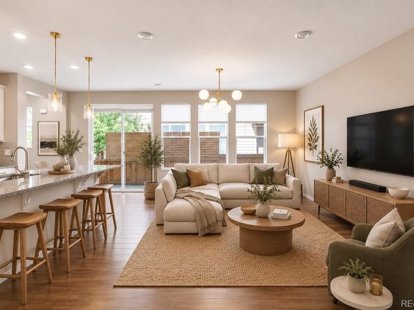 10869 E 25th Drive, Aurora CO 80010
