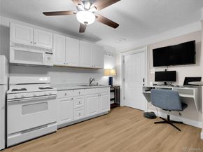 1620 Colorado Boulevard 11, Denver CO 80220