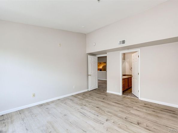 12233 W Cross Drive 307, Littleton CO 80127