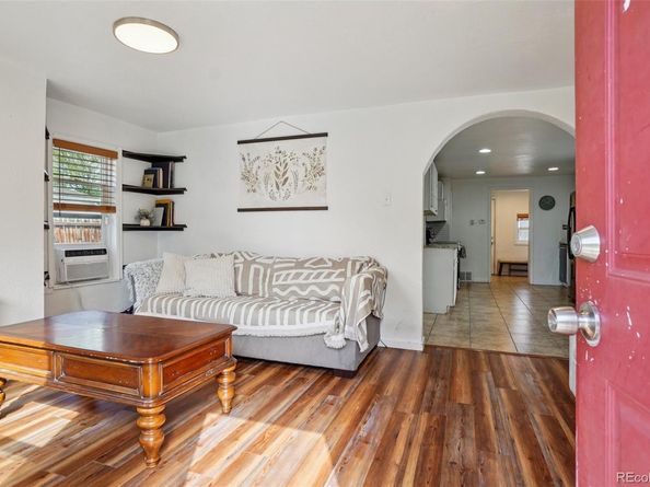 572 S Newton Street, Denver CO 80219