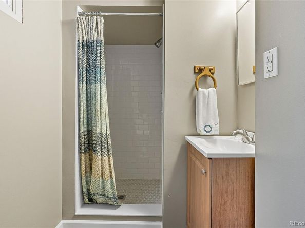Undisclosed Address #3266400, Denver CO 80231