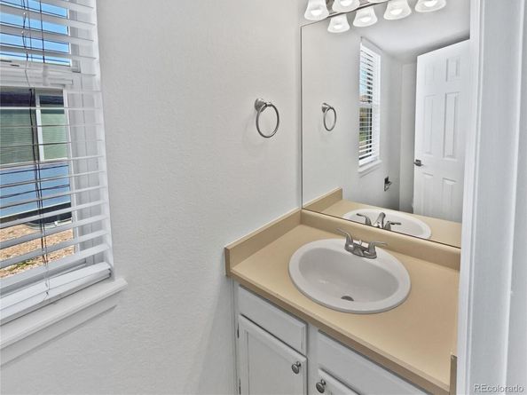 9115 W Hinsdale Place, Littleton CO 80128