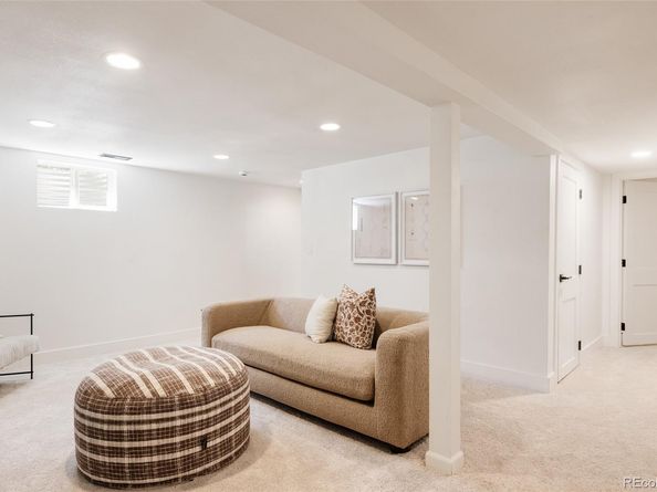 5221 W Rowland Place, Littleton CO 80128