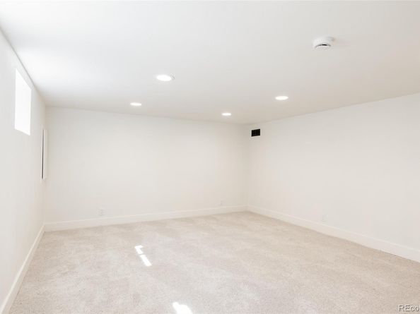 5221 W Rowland Place, Littleton CO 80128