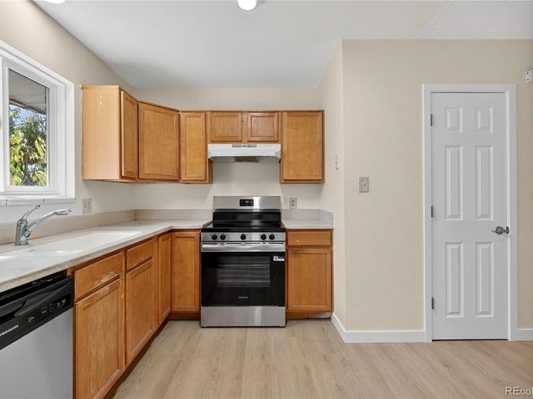 978 S Potomac Way, Aurora CO 80012