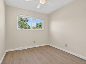 978 S Potomac Way, Aurora CO 80012