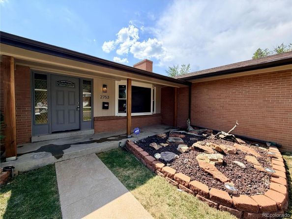 2753 S Benton Street, Denver CO 80227
