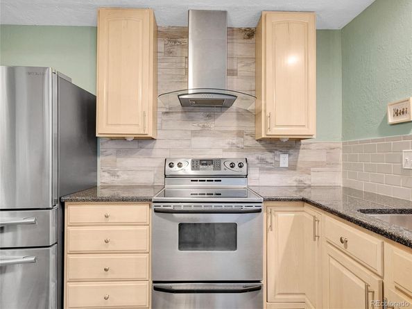 5853 S Lowell Boulevard, Littleton CO 80123