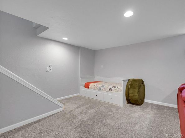 5853 S Lowell Boulevard, Littleton CO 80123