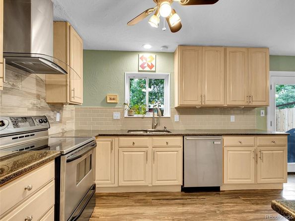 5853 S Lowell Boulevard, Littleton CO 80123