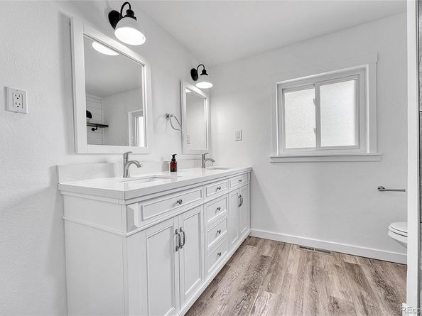 7415 W Clifton Avenue, Littleton CO 80128