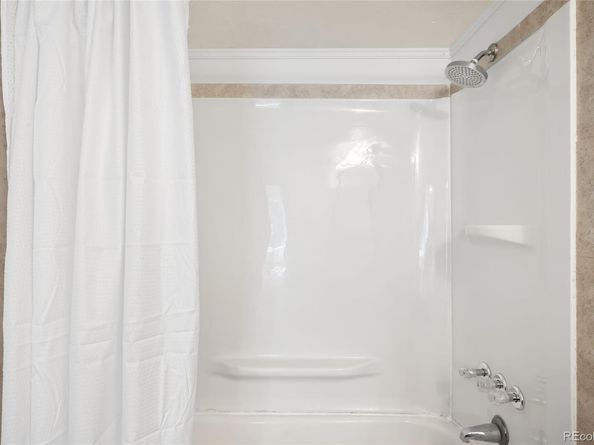 2525 S Dayton Way 2005, Denver CO 80231