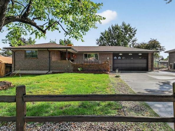 1628 S Brentwood Street, Lakewood CO 80232