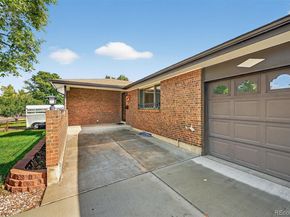 1628 S Brentwood Street, Lakewood CO 80232