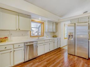 2912 Lake Park Way, Longmont CO 80503