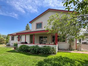 2912 Lake Park Way, Longmont CO 80503