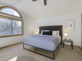 2912 Lake Park Way, Longmont CO 80503