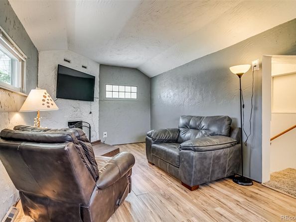 10580 W 38th Place, Wheat Ridge CO 80033