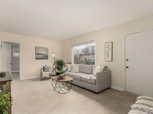 821 Victor Street, Aurora CO 80011